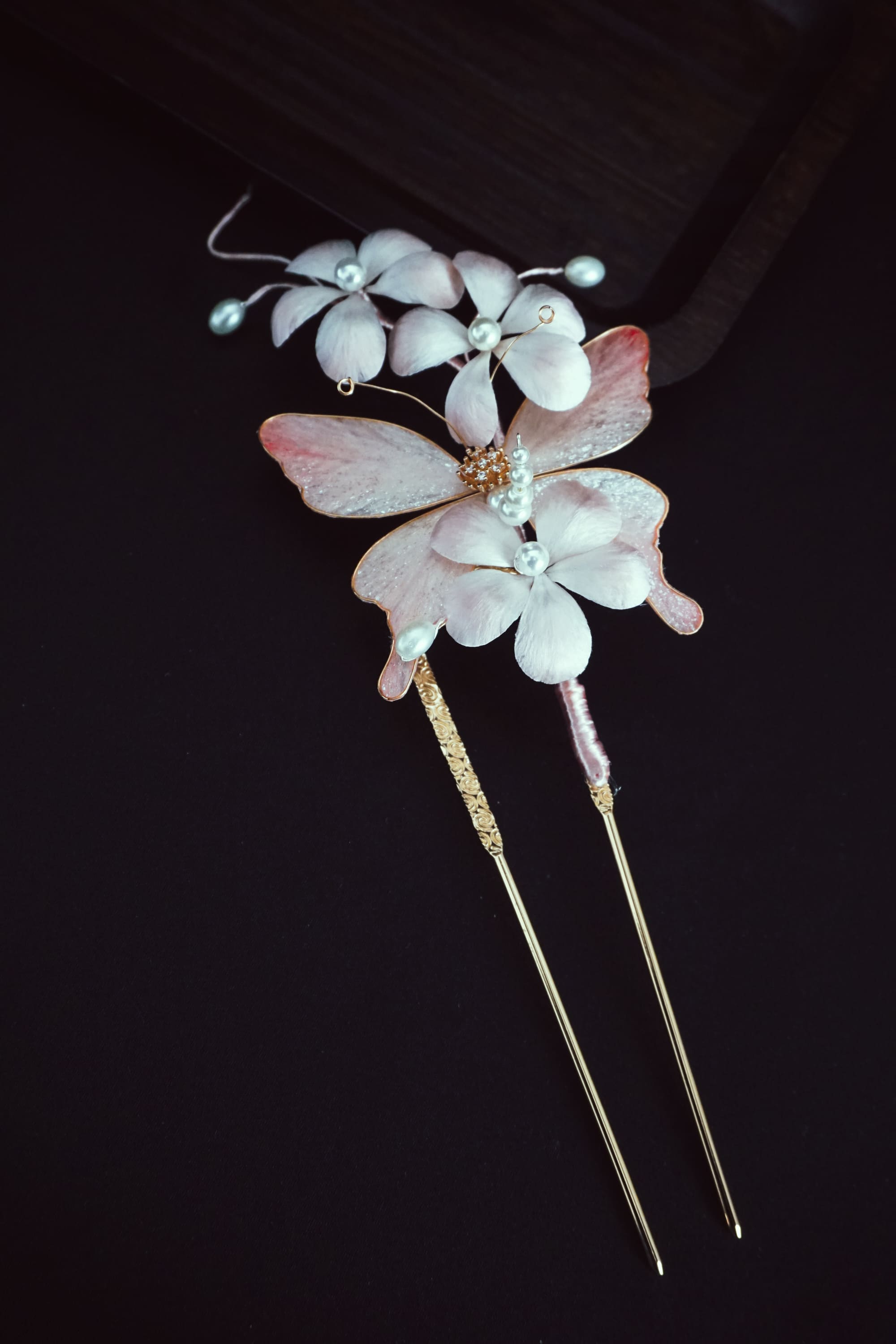 Blush Butterfly Floral Hair Pin