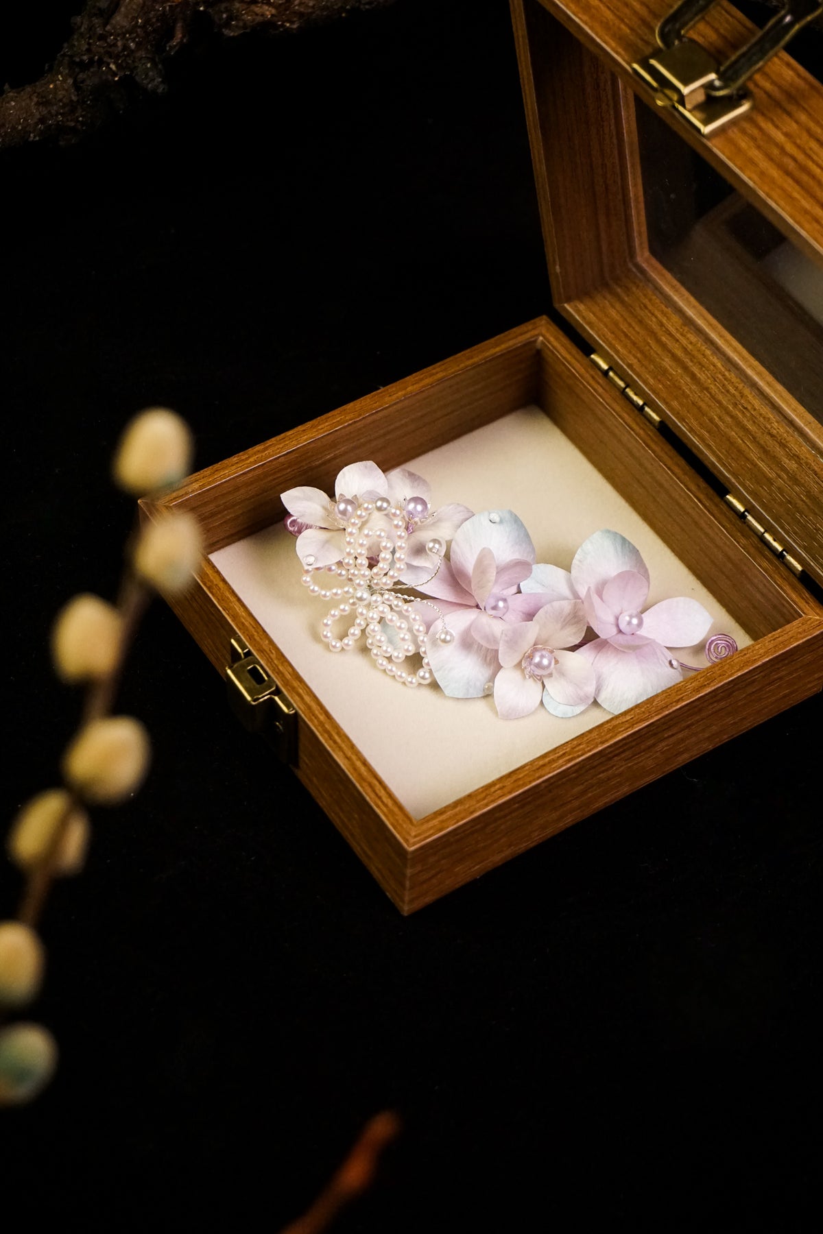 Orchid Pearl Hairpiece
