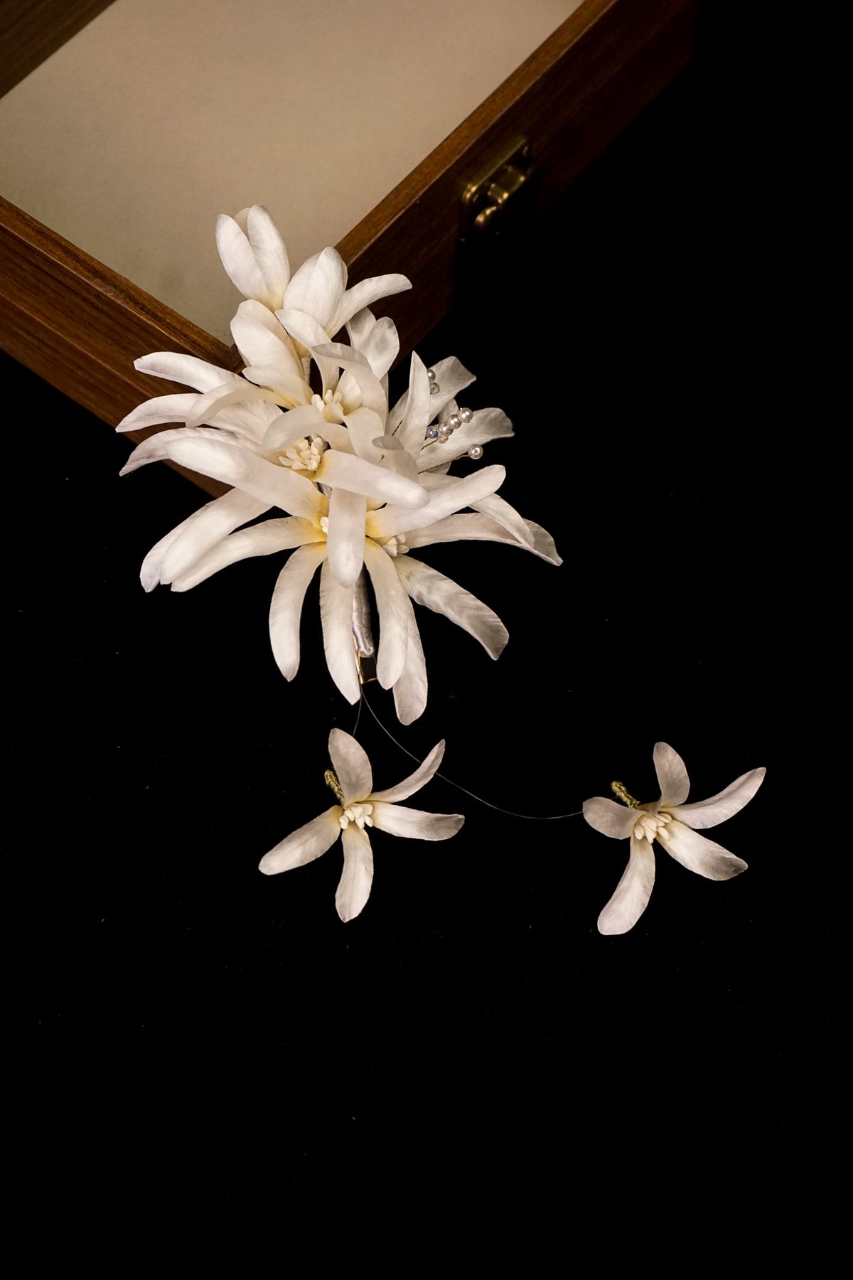 White Bridal Flower Hair Clip
