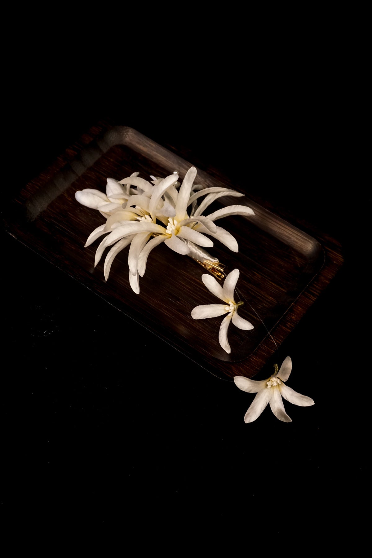 White Bridal Flower Hair Clip