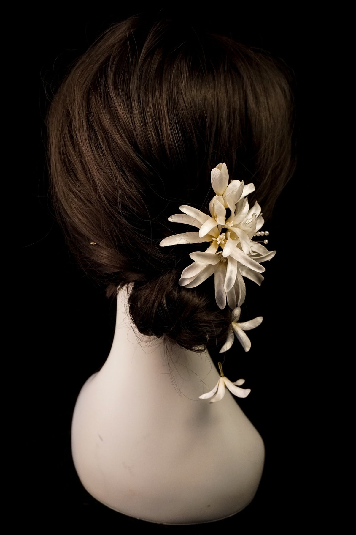 White Bridal Flower Hair Clip